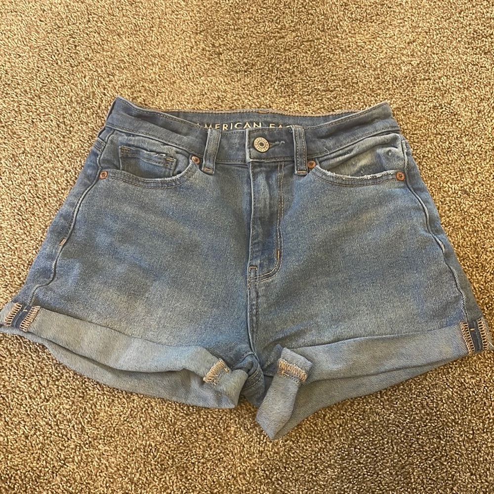 American Eagle Mom Jean Shorts Size 00